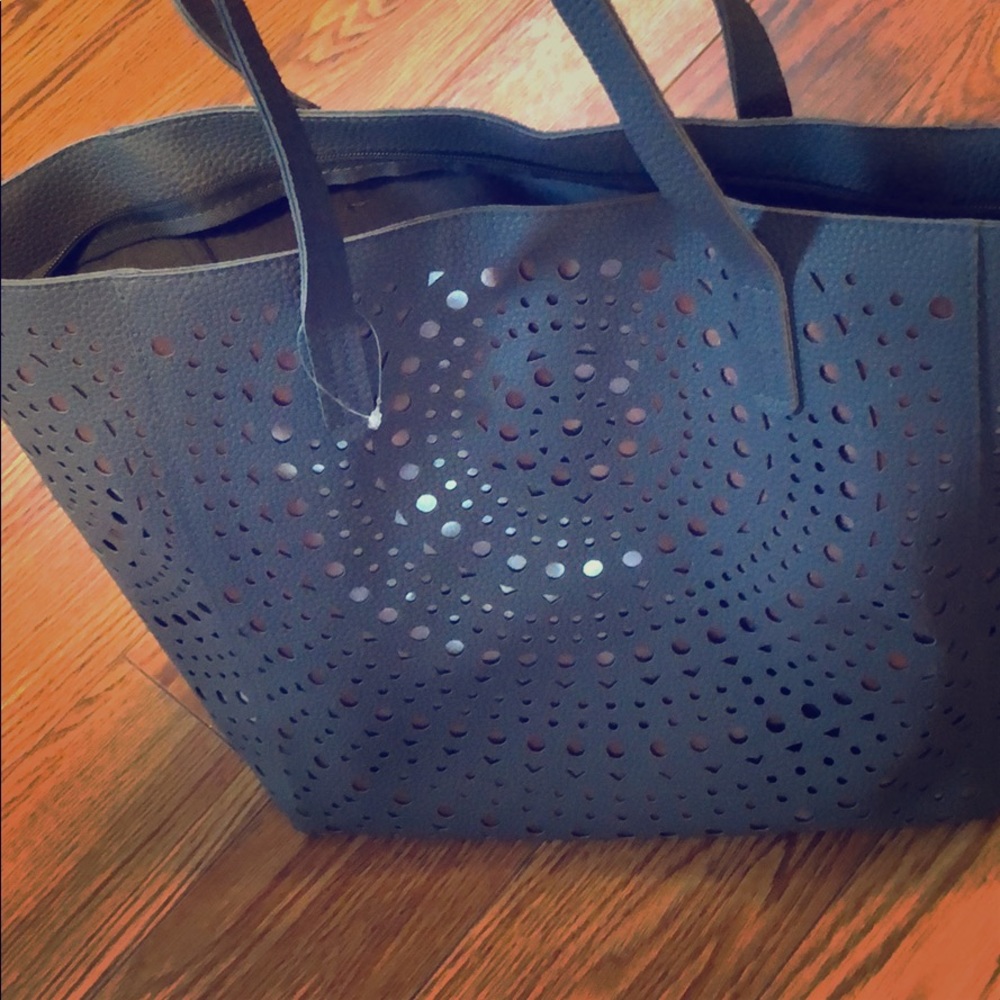 Gray/silver bag